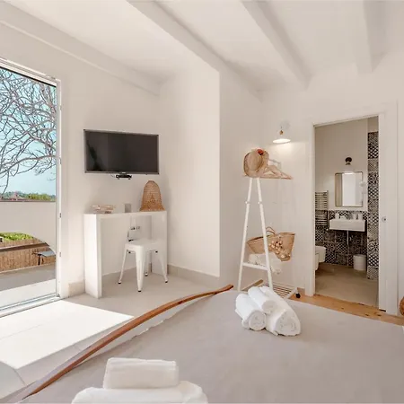 ゲストハウス Cala Cala Rooms,restaurant & Farm Experience