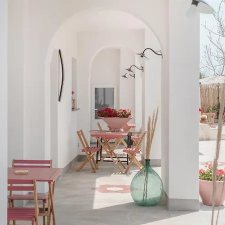 Cala Cala Rooms,restaurant & Farm Experience