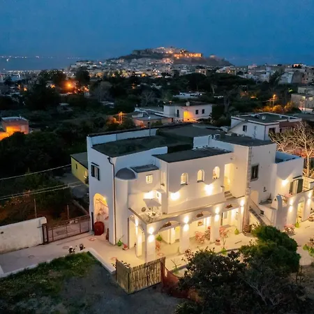 Gasthof Cala Cala Rooms,restaurant & Farm Experience Procida