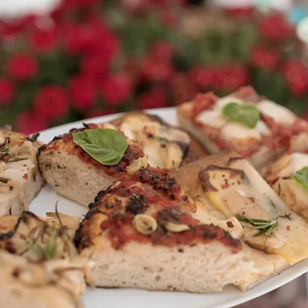 Cala Cala Rooms,restaurant & Farm Experience