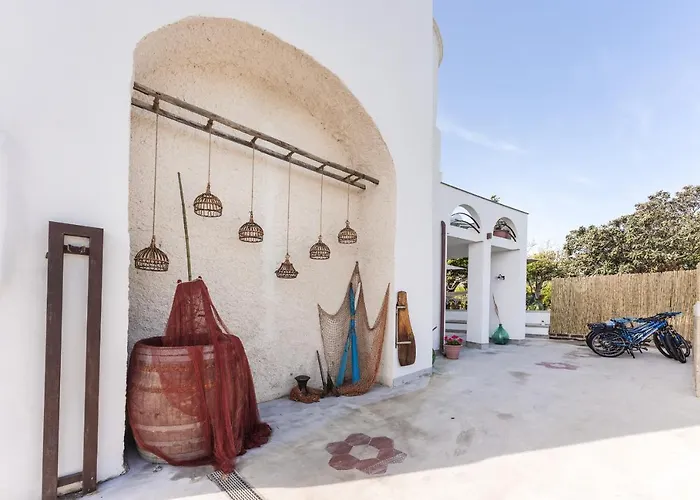Cala Cala Rooms,restaurant & Farm Experience 프로치다