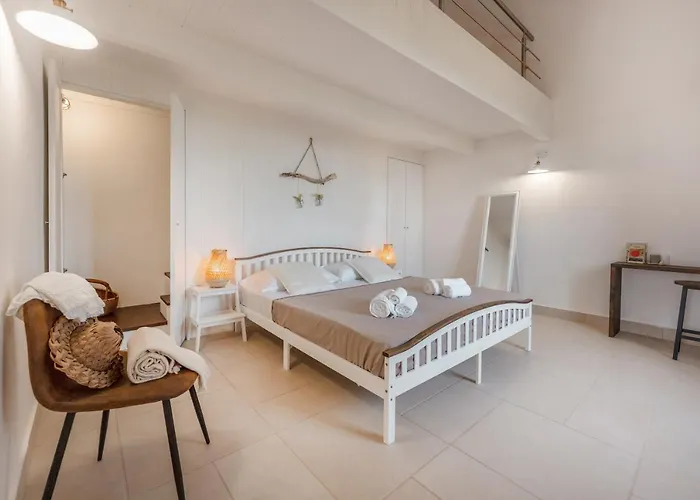 Cala Cala Rooms,restaurant & Farm Experience 게스트하우스 4*