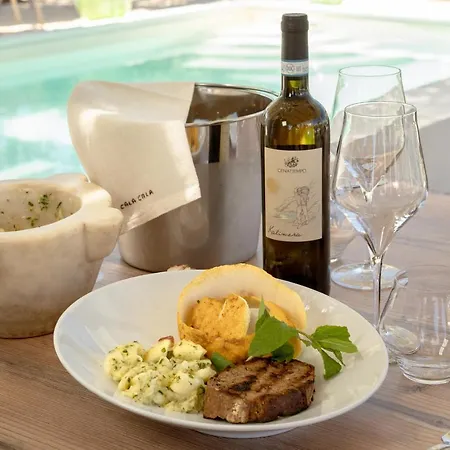 Guest house Cala Cala Rooms,restaurant & Farm Experience *